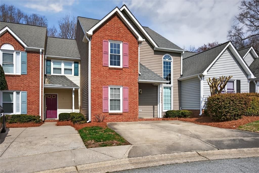 Photo of 7 Cedar Knoll Court, Greensboro, NC 27407 (MLS # 1211323)