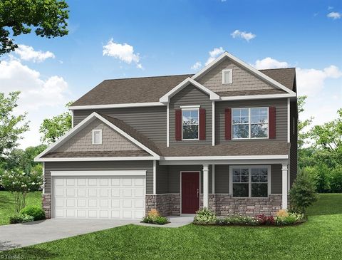 Homes For Sale - 310 Blooming Maple Drive<br/> Kernersville, NC 27284