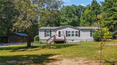 Mobile Home For Sale - 12826 Nc Highway 902<br/> Bear Creek, NC 27207
