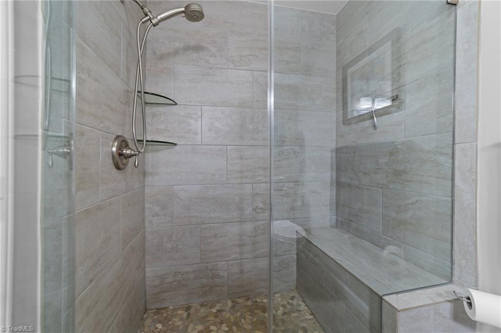 3642 Morris Farm Drive #3B, Greensboro, North Carolina image 6