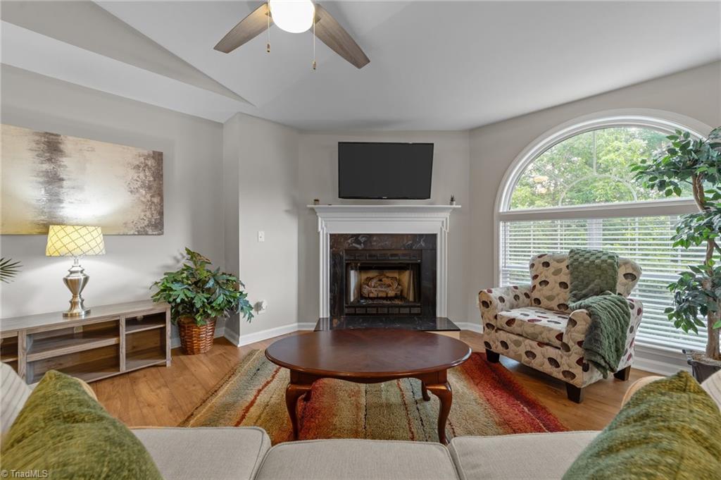 3642 Morris Farm Drive #3B, Greensboro, North Carolina image 5