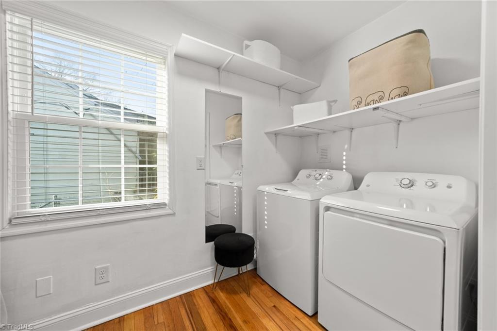 Winston-Salem, North Carolina 27103, United States, 3 Bedrooms Bedrooms, ,2 BathroomsBathrooms,Residential,Pending,13274