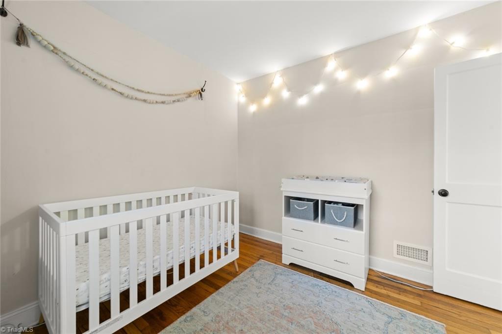 Winston-Salem, North Carolina 27103, United States, 3 Bedrooms Bedrooms, ,2 BathroomsBathrooms,Residential,Pending,13274