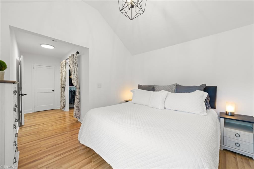 Winston-Salem, North Carolina 27103, United States, 3 Bedrooms Bedrooms, ,2 BathroomsBathrooms,Residential,Pending,13274