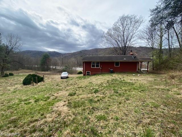 11526 Us Highway 421, Purlear, North Carolina image 10