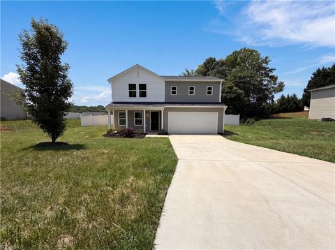 Homes For Sale - 116 Belmont Place Drive<br/> King, NC 27021