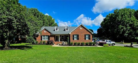 Single Family Residence in Gibsonville NC 500 Brown Bark Lane 36.jpg