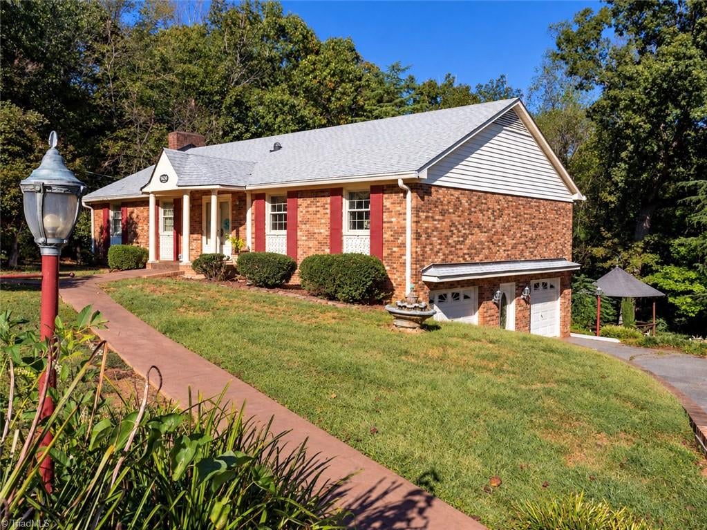 Photo of 5620 Clinedale Court, Pfafftown, NC 27040 (MLS # 1237558)