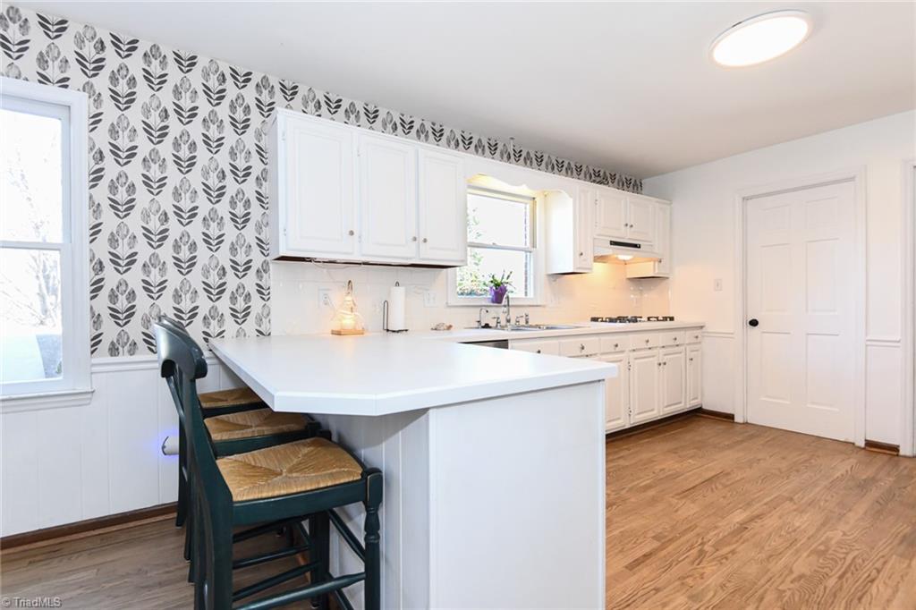 Greensboro, North Carolina 27410, United States, 4 Bedrooms Bedrooms, ,3 BathroomsBathrooms,Residential,Active,241017