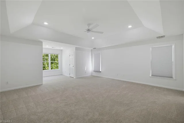 5517 Clydebank Road, photo 5 of 39