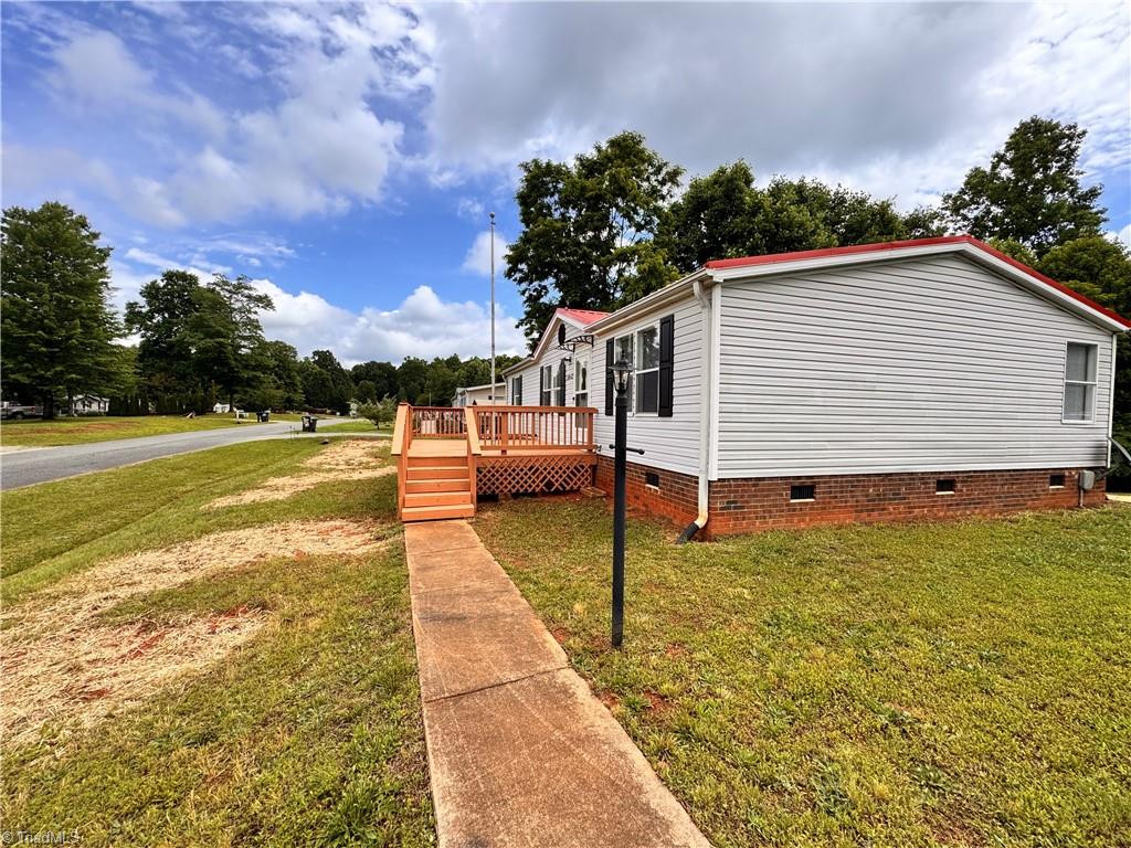 2862 Eagle Point Drive, Trinity, North Carolina image 3