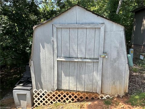 A home in New London