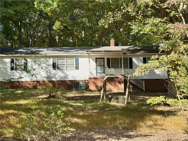1461 E Allred Street, photo 2 of 27