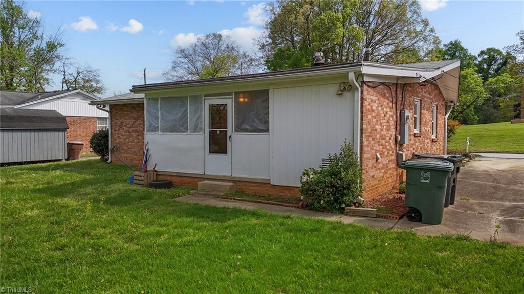 2210 Rheims Drive, Greensboro, North Carolina image 34