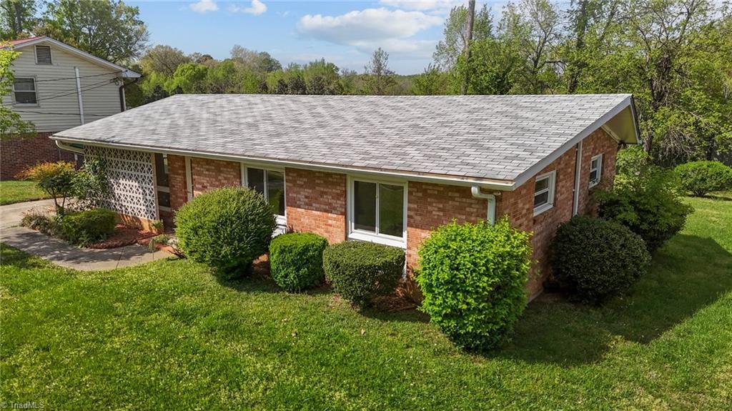 2210 Rheims Drive, Greensboro, North Carolina image 32