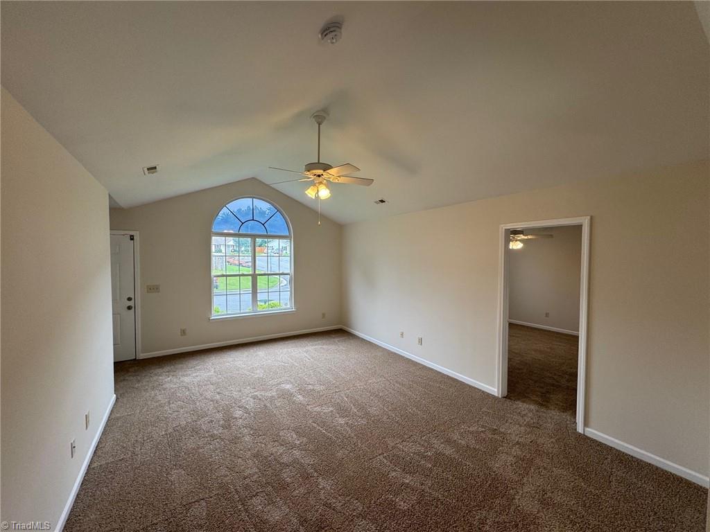 8 Franklinwood Drive, Greensboro, North Carolina image 3