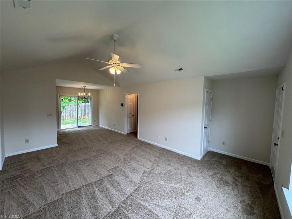 8 Franklinwood Drive, Greensboro, North Carolina image 2