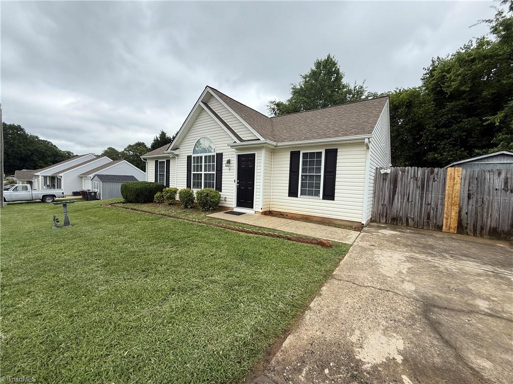 8 Franklinwood Drive, Greensboro, North Carolina image 14