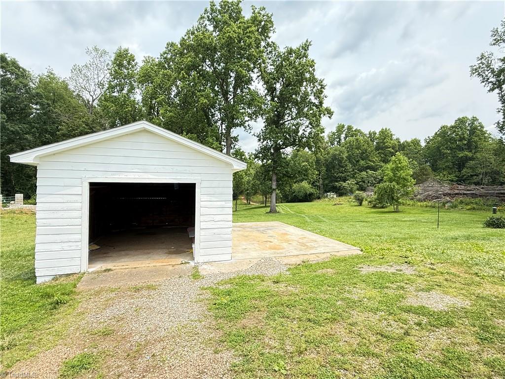 4750 Rock Creek Road, Hays, North Carolina image 40