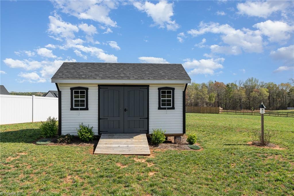 448 Troublesome Road, Reidsville, North Carolina image 32