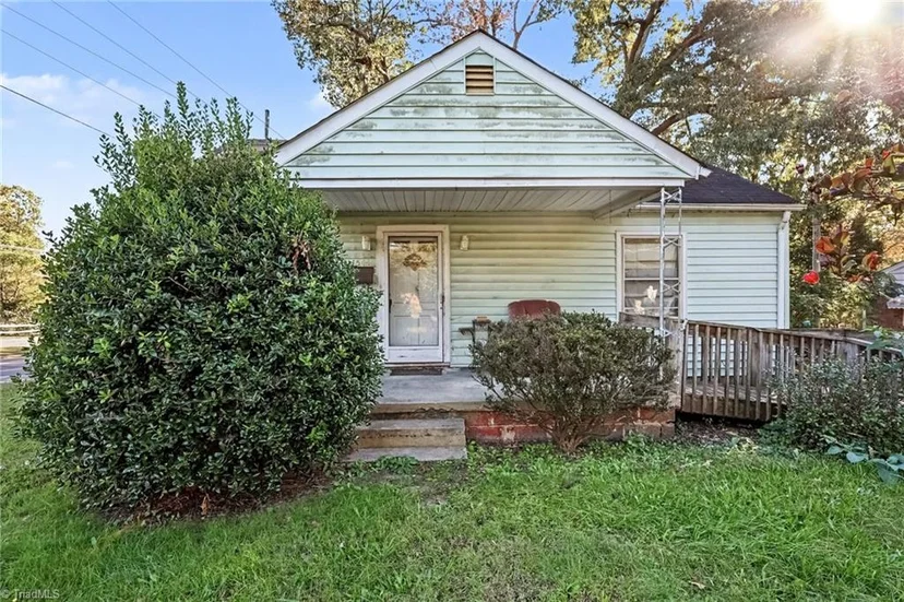 1544 Beaucrest Avenue, photo 1 of 29
