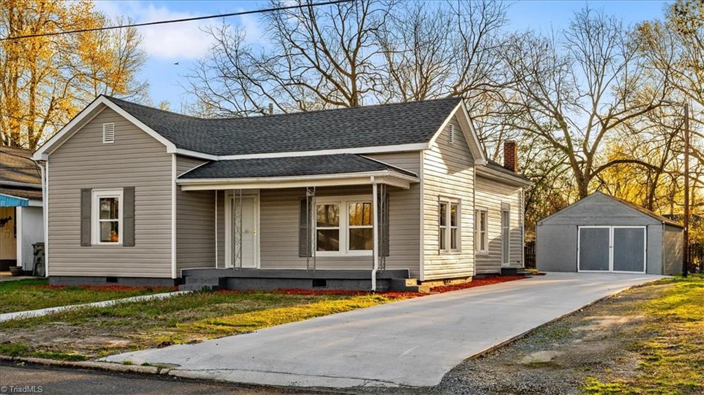 105 Moore Street, Thomasville, North Carolina image 3