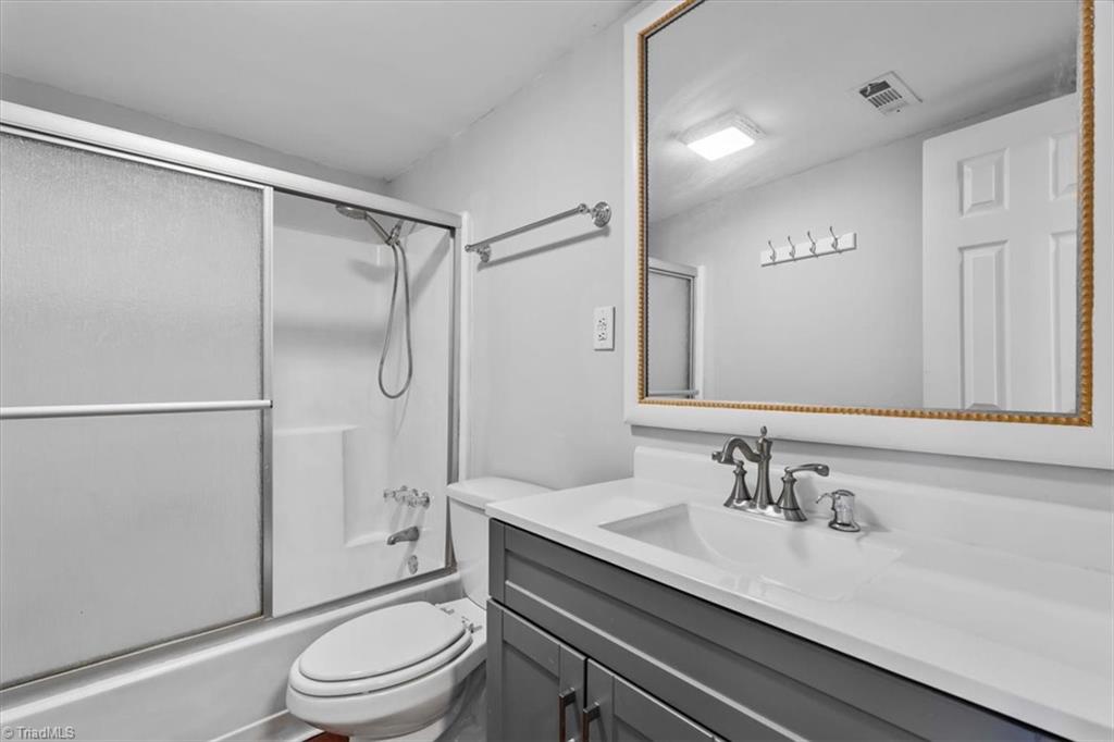 105 Moore Street, Thomasville, North Carolina image 25