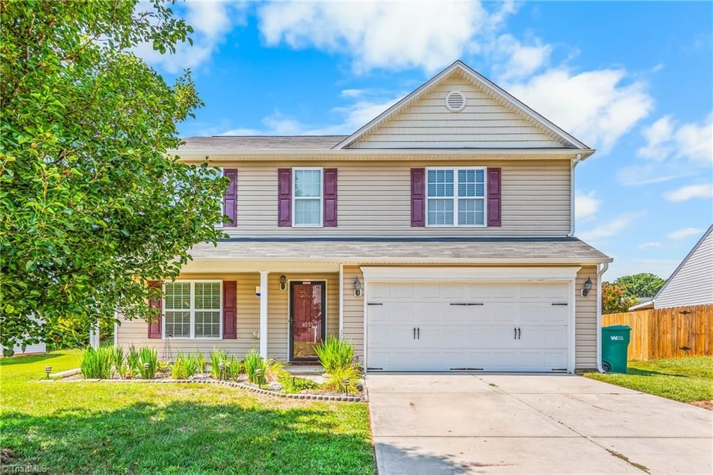 Photo of 4555 Ramseur Drive, Winston-Salem, NC 27101 (MLS # 1225801)