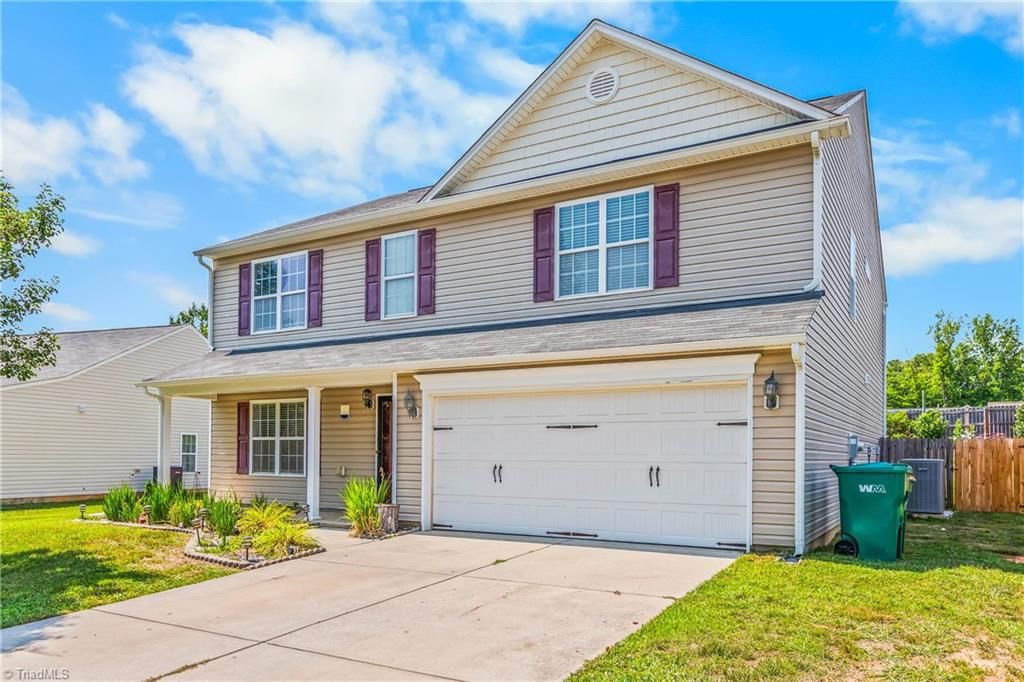 Photo of 4555 Ramseur Drive, Winston-Salem, NC 27101 (MLS # 1225801)