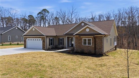 Homes For Sale - 311 Marigold Lane<br/> Lexington, NC 27292