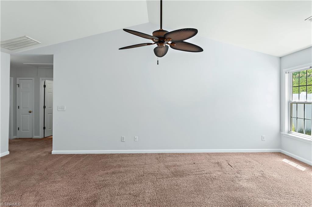 6826 Wellsley Court, Clemmons, North Carolina image 8