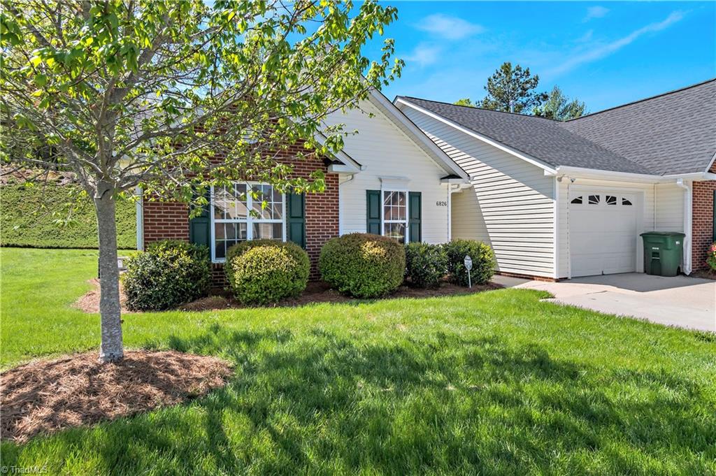 6826 Wellsley Court, Clemmons, North Carolina image 2