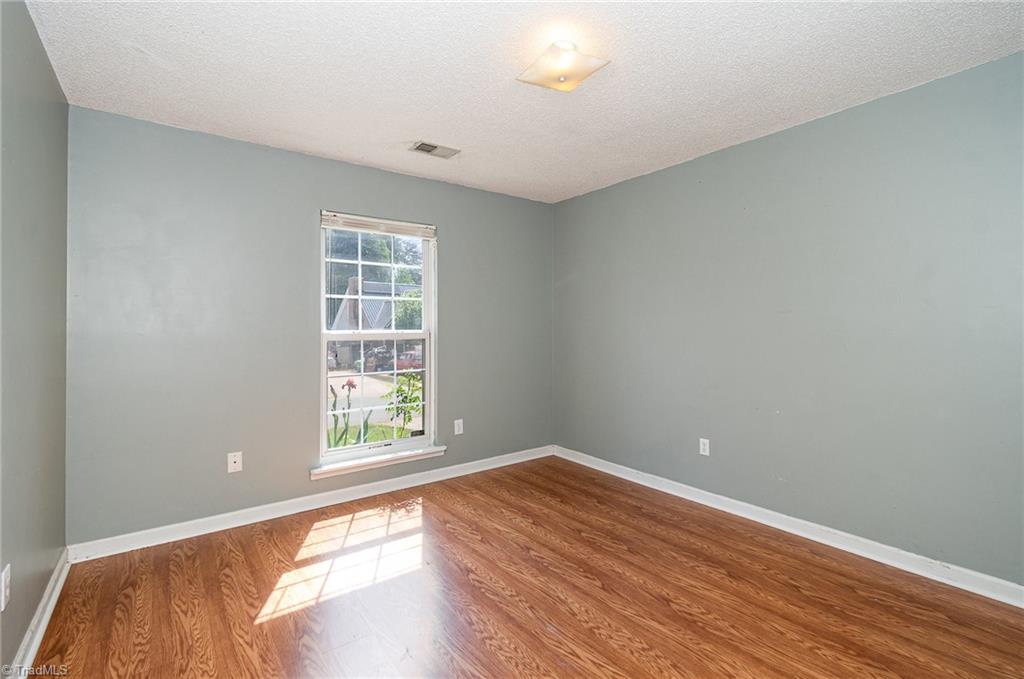 7 Jans Court, Greensboro, North Carolina image 9