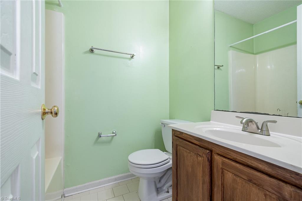 7 Jans Court, Greensboro, North Carolina image 14