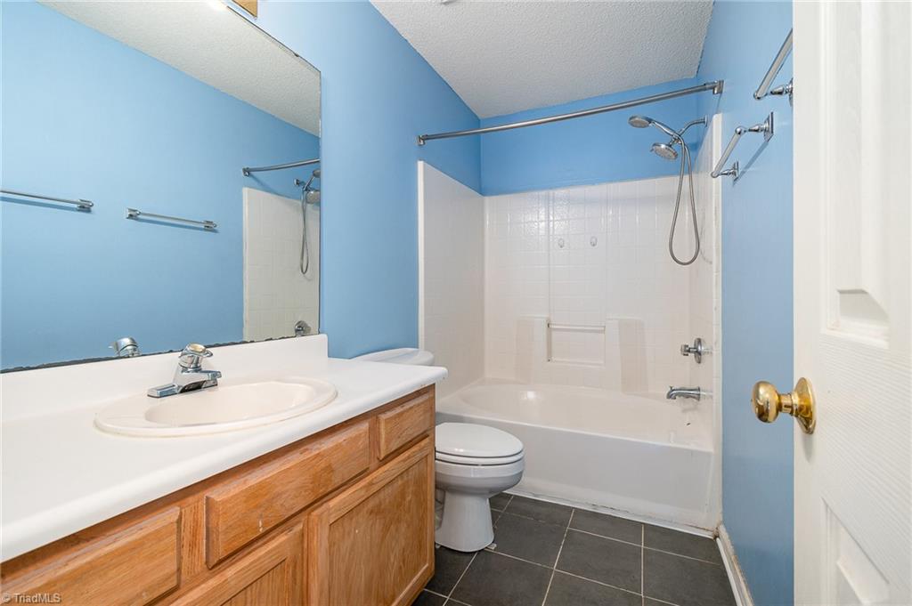 7 Jans Court, Greensboro, North Carolina image 11