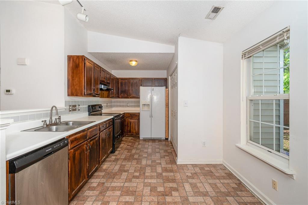 7 Jans Court, Greensboro, North Carolina image 7