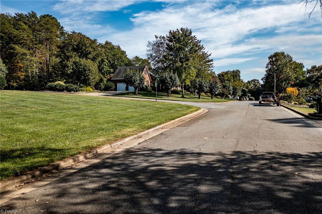 4953 Elmhurst Drive, Hickory, North Carolina image 9