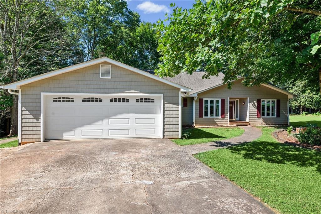 8750 Willowmede Drive, Lewisville, NC, 27023