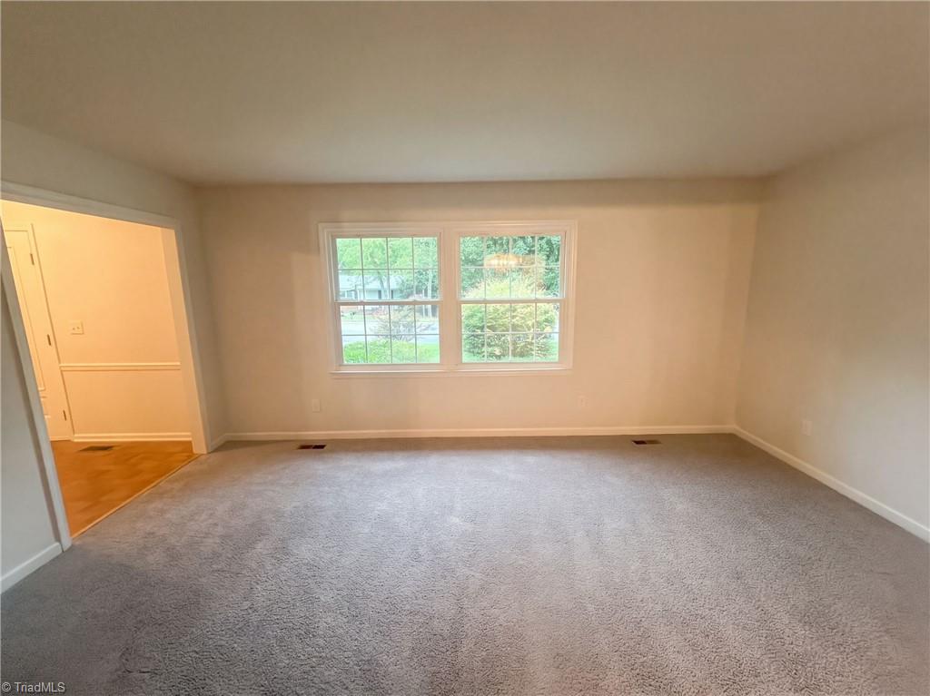 Photo of 812 Pineburr Road, Jamestown, NC 27282 (MLS # 1237168)