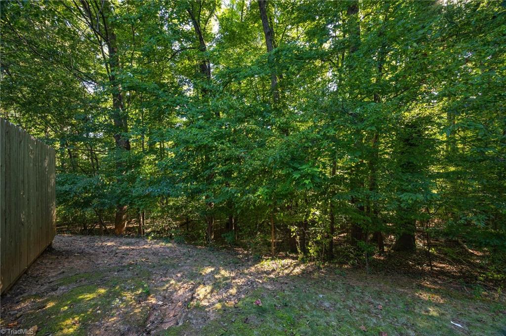 Greensboro, North Carolina 27455, United States, 3 Bedrooms Bedrooms, ,3 BathroomsBathrooms,Residential,Pending,199969