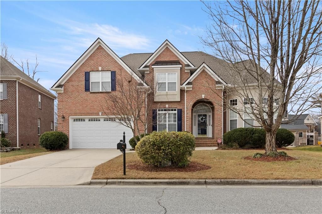 Photo of 108 Olde Salem Drive, Jamestown, NC 27282 (MLS # 1221889)