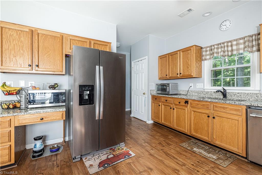 6330 River Hills Drive, Greensboro, North Carolina image 13