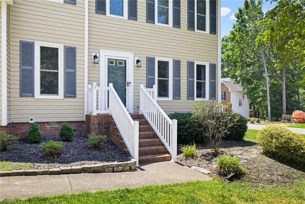 6101 Glenridge Court