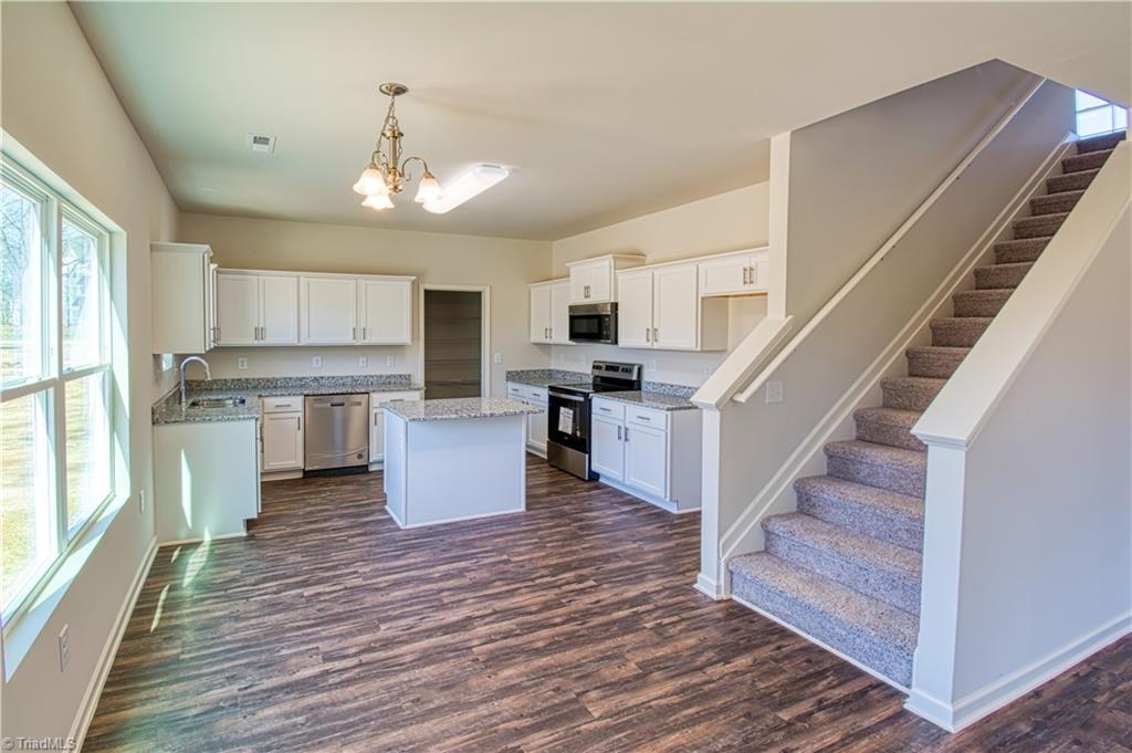 2782 Piney Grove Road, Kernersville, North Carolina image 3