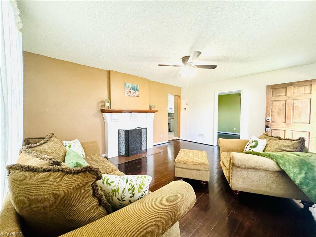 2742 Darrow Road, Walkertown, North Carolina image 5