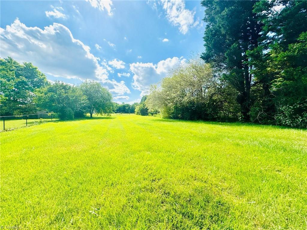 2742 Darrow Road, Walkertown, North Carolina image 27