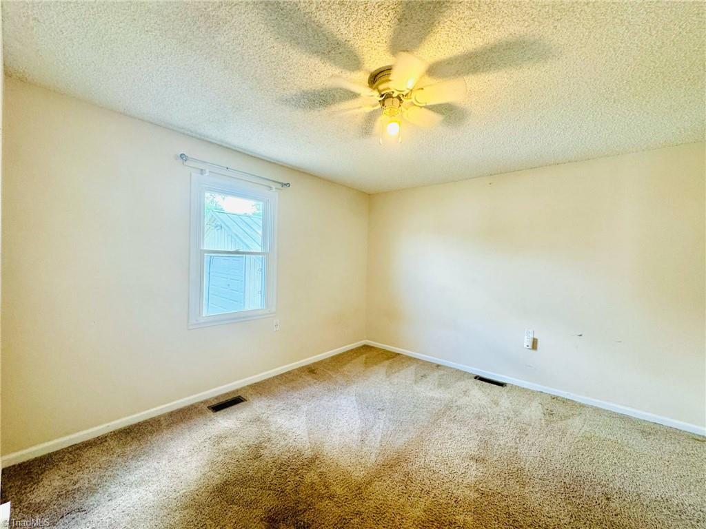 2742 Darrow Road, Walkertown, North Carolina image 20