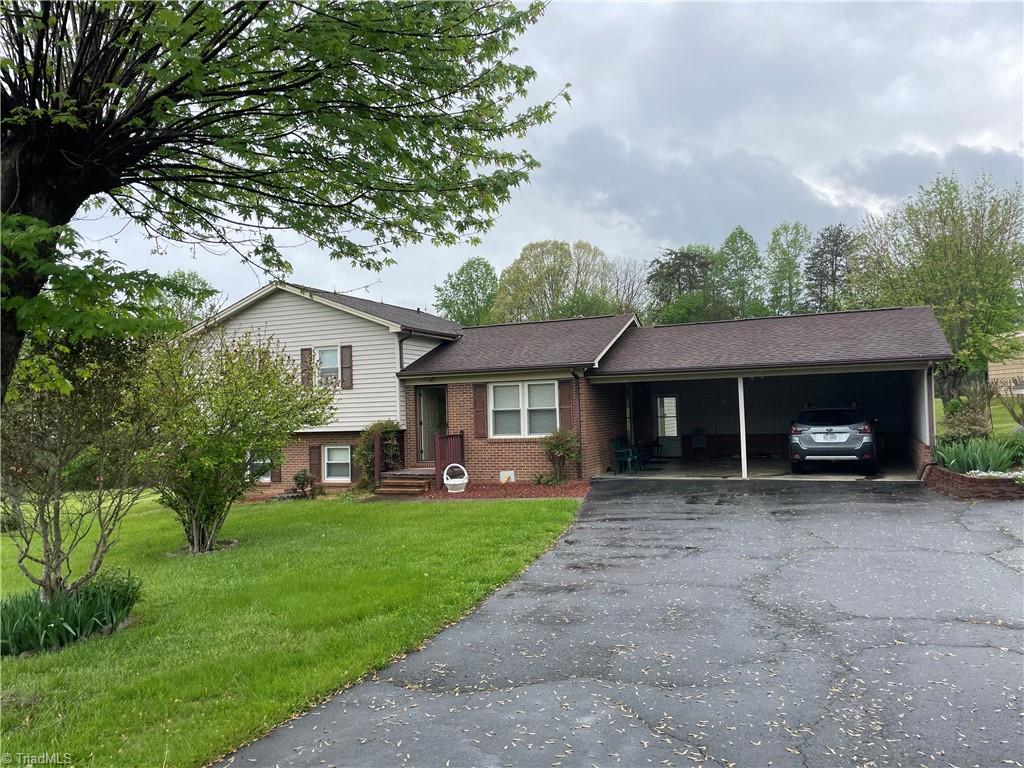 139 Orchard View Drive, Mount Airy, North Carolina image 1
