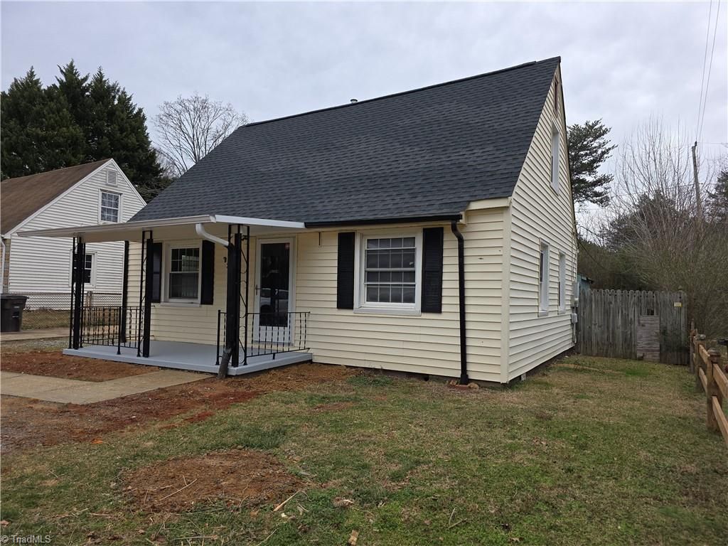 Photo of 3311 Heitman Drive, Winston-Salem, NC 27107 (MLS # 1207035)