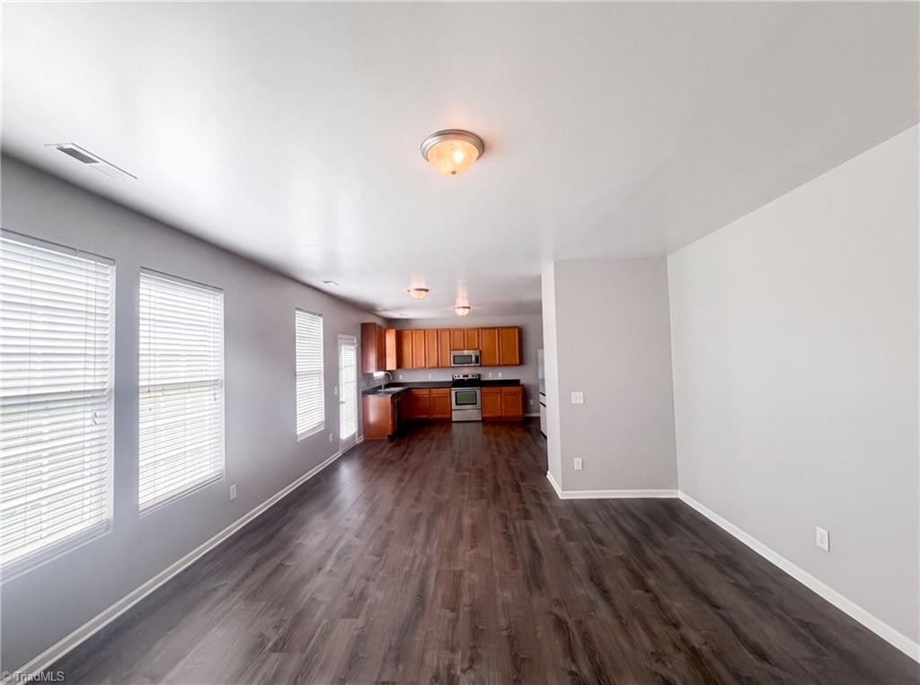 Photo of 518 Macgregor Drive, Burlington, NC 27217 (MLS # 1230679)
